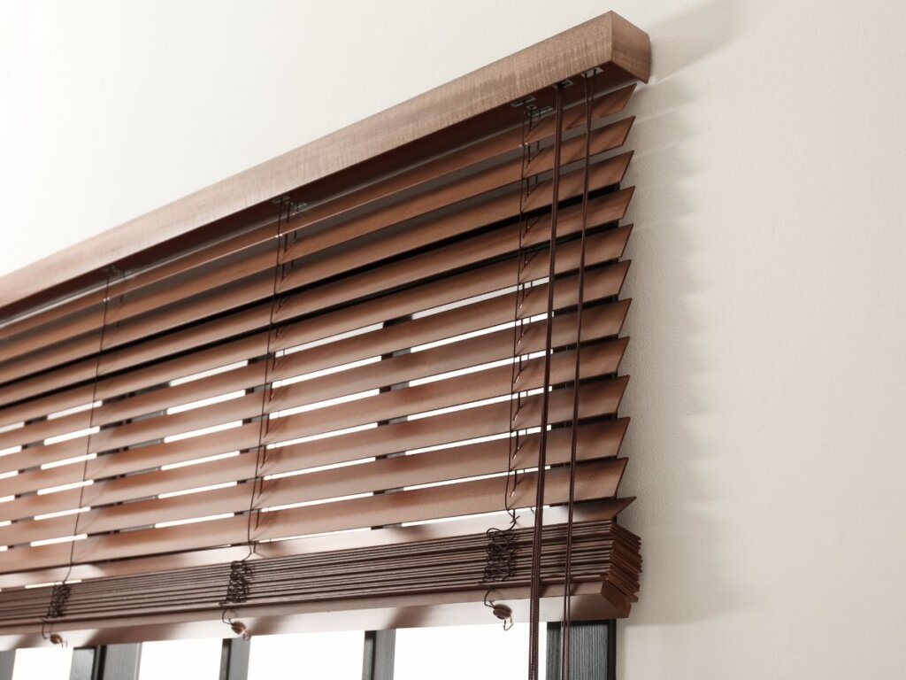 The Durability and Lifespan of Real Wood vs. Faux Wood Blinds