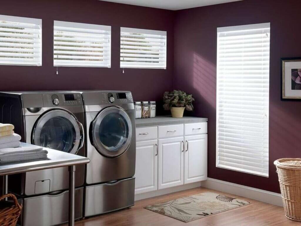 Aside from style, wood blinds bring practical benefits. Their horizontal slats allow you to easily control lighting and privacy—tilt them for soft daylight, or fully close them to create a cozy, private space.